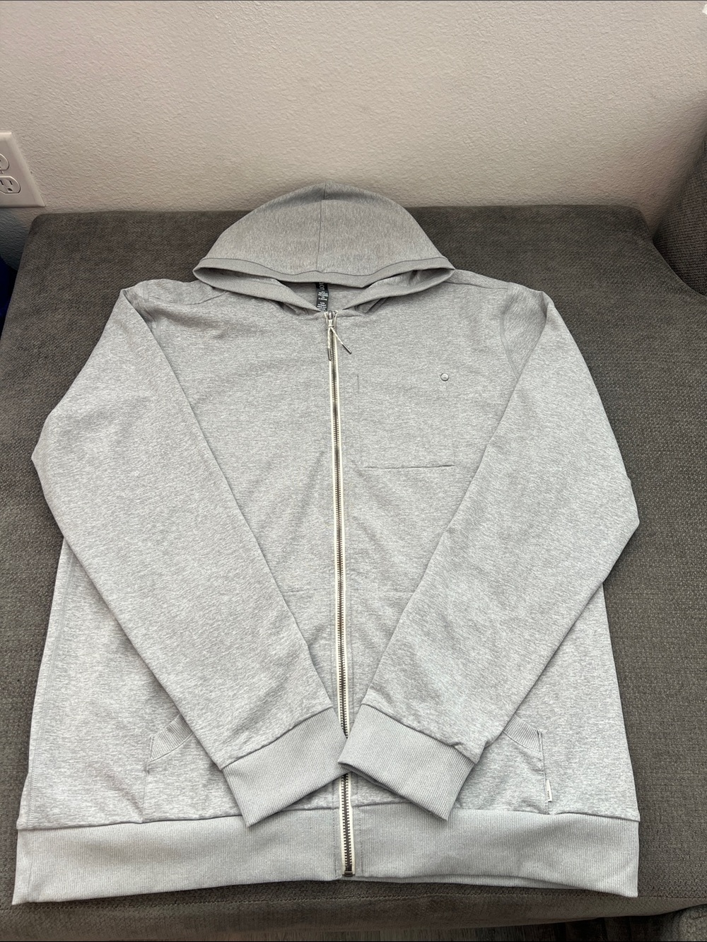 Vuori Heather Gray Full-Zip Hooded Sweater